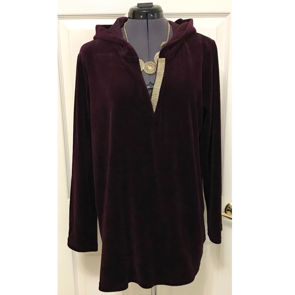 NWT Chico’s Zenergy Plum Velvet Tunic Top